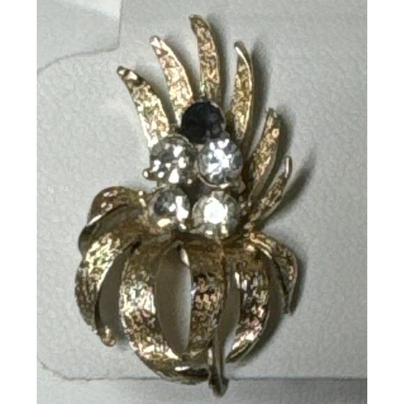 Vintage Coro stamped Spikey with rhinestone clip on earrings - Picture 1 of 10